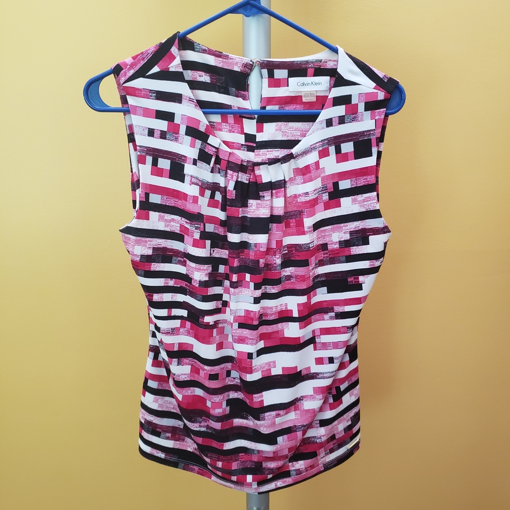 CK Geometric Sleeveless Blouse